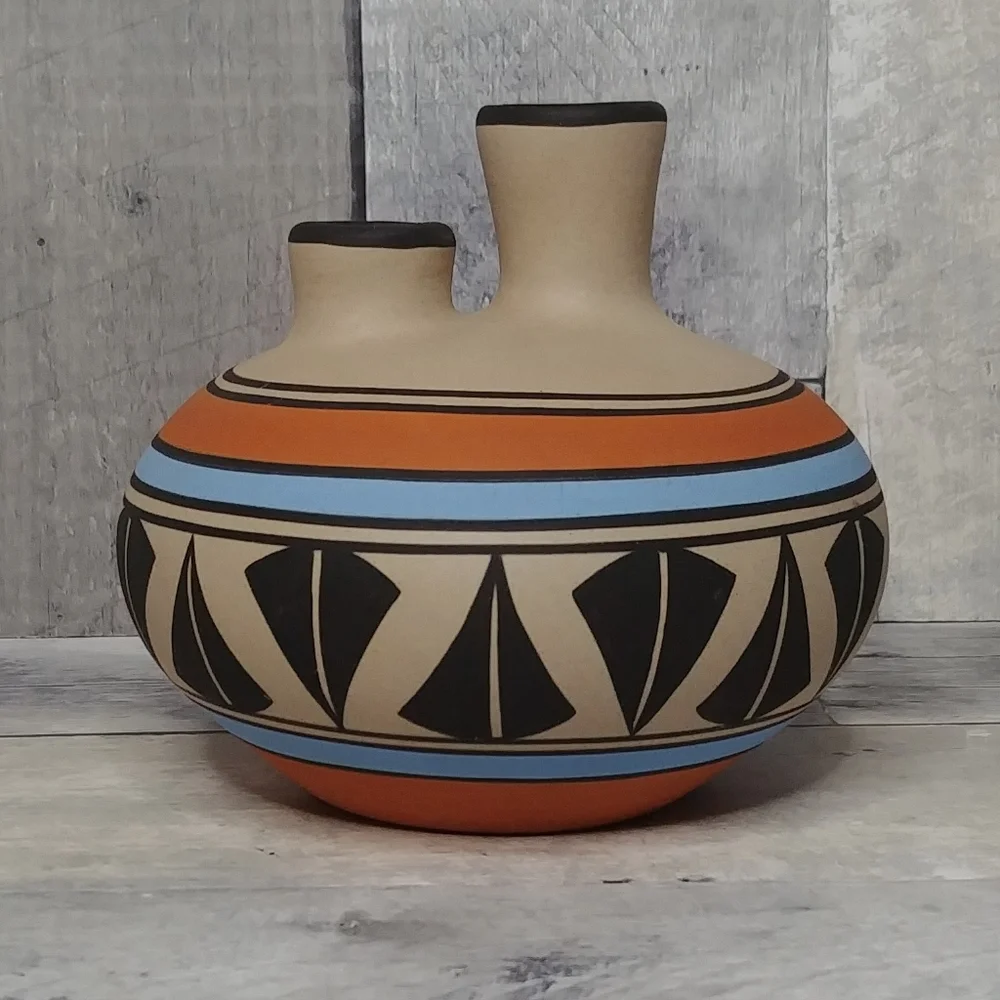 Aadam American Southwest Pottery Double Spout Vase Vessel Signed Excellent